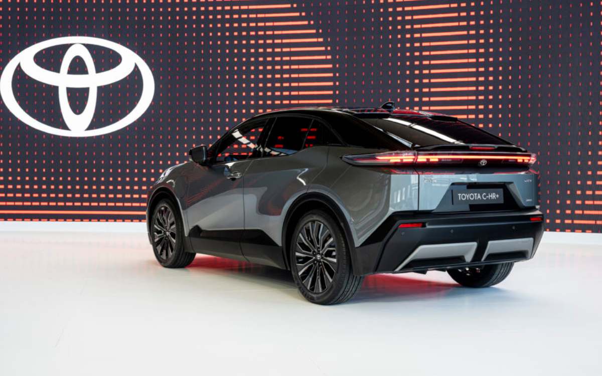 Toyota C-HR+